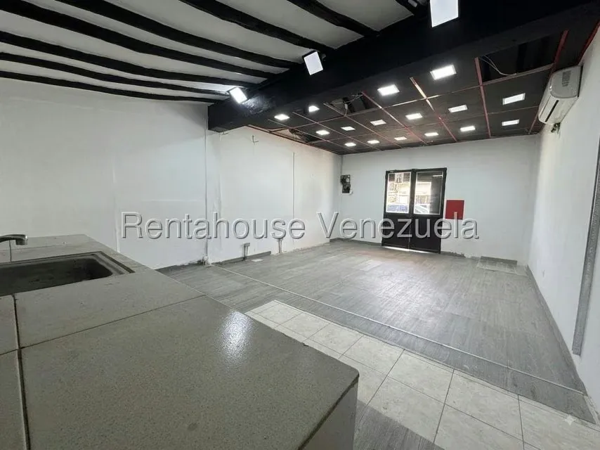 Comercial (Local Comercial) en Venta en Sector Chimpire, Falcon - 5