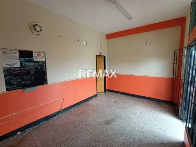 Local Comercial en Alquiler Estación de Servicio San Miguel 2000 - 2