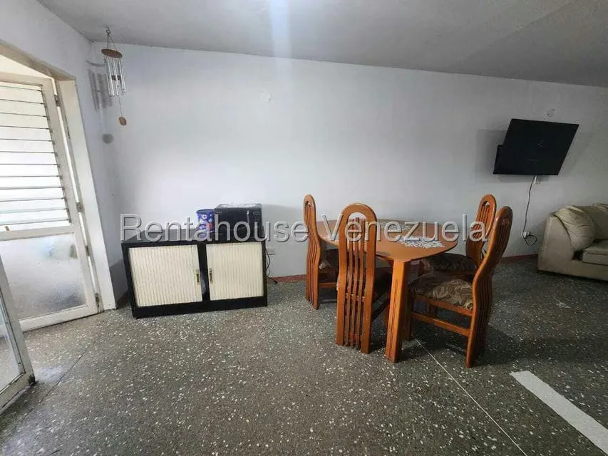 Apartamento (1 Nivel) en Venta en Caricuao, Distrito Metropolitano - 18