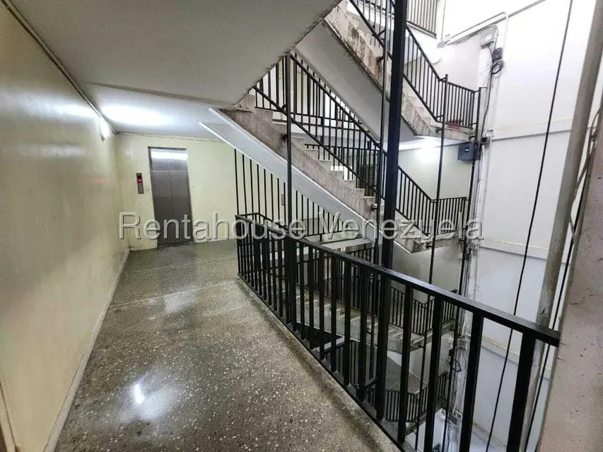 Apartamento (1 Nivel) en Venta en Caricuao, Distrito Metropolitano - 30