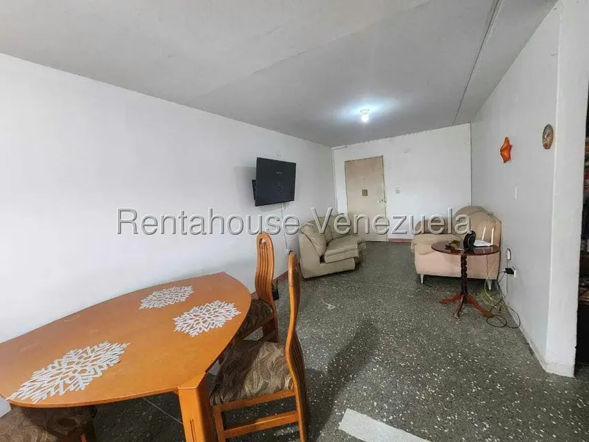 Apartamento (1 Nivel) en Venta en Caricuao, Distrito Metropolitano - 4