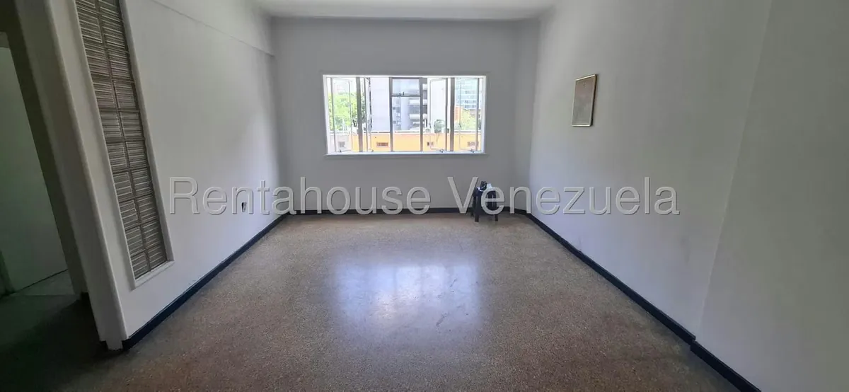 Apartamento (1 Nivel) en Venta en San Bernardino, Distrito Metropolitano - 11