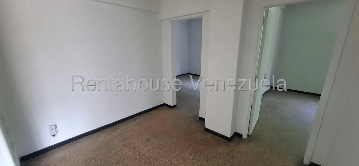Apartamento (1 Nivel) en Venta en San Bernardino, Distrito Metropolitano - 13