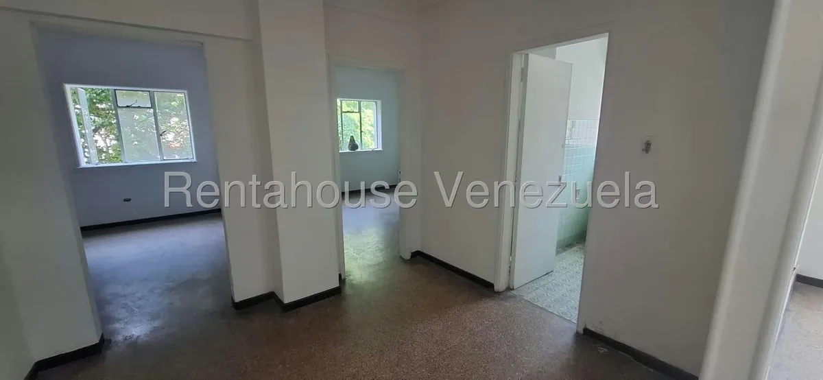 Apartamento (1 Nivel) en Venta en San Bernardino, Distrito Metropolitano - 14