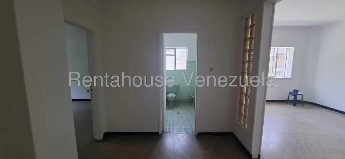 Apartamento (1 Nivel) en Venta en San Bernardino, Distrito Metropolitano - 15