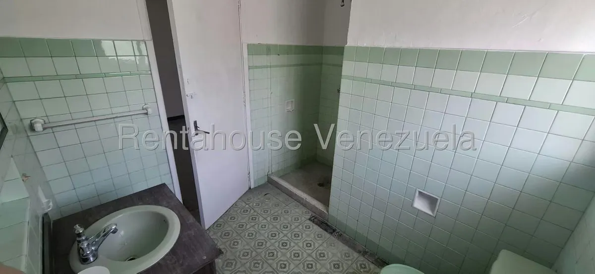 Apartamento (1 Nivel) en Venta en San Bernardino, Distrito Metropolitano - 17