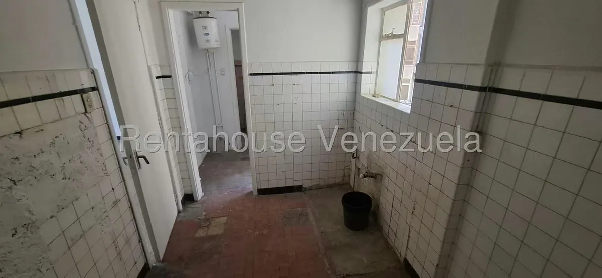 Apartamento (1 Nivel) en Venta en San Bernardino, Distrito Metropolitano - 26