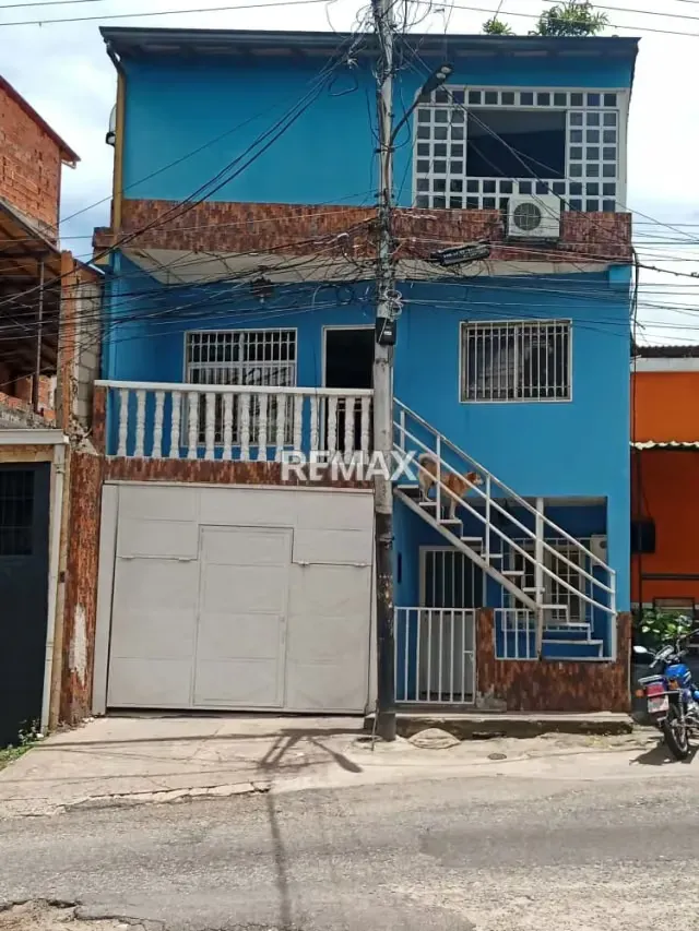 Casa Bifamiliar doble propósito - 13