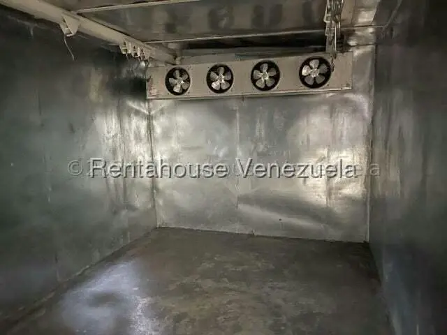Galpon - Deposito en Alquiler en Los Cortijos de Lourdes, Distrito Metropolitano - 4