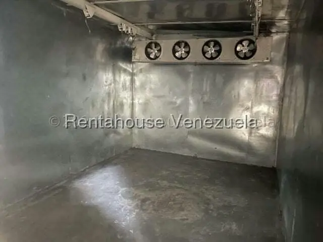 Galpon - Deposito en Alquiler en Los Cortijos de Lourdes, Distrito Metropolitano - 8