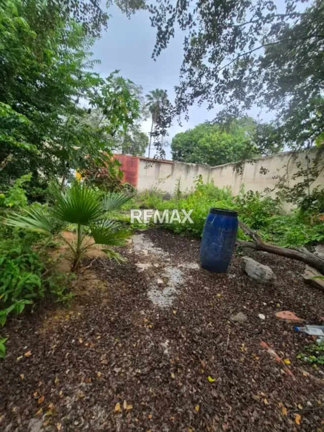 Venta de Terreno de 382 M2 en Puerto la Cruz - 2