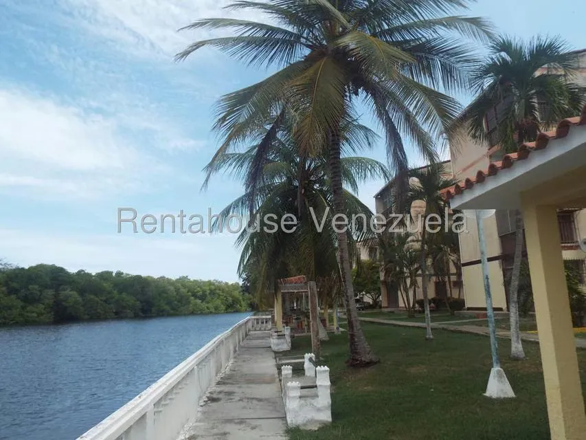 Apartamento (1 Nivel) en Venta en Las Mercedes de Paparo, Miranda - 24