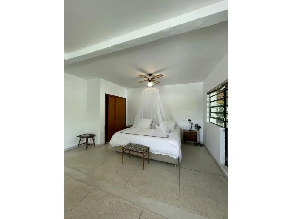 CASA EN VENTA 600 M2 - URB. ALTAMIRA - 4