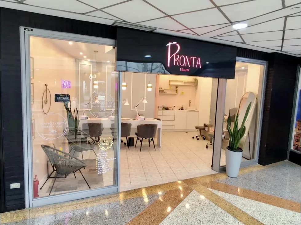 Se Alquila Local Comercial/30M2/Boleita Center/3198 - 3