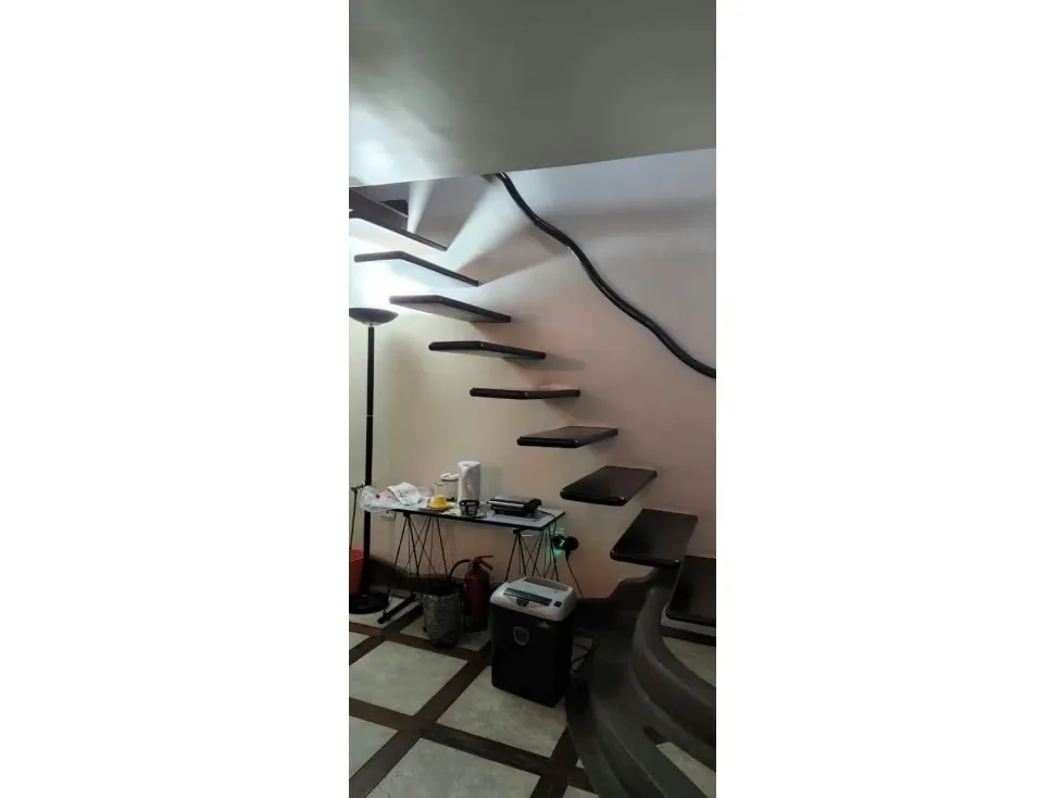 Se vende oficina 66m2 Colinas de Bello Monte 4146 - 16