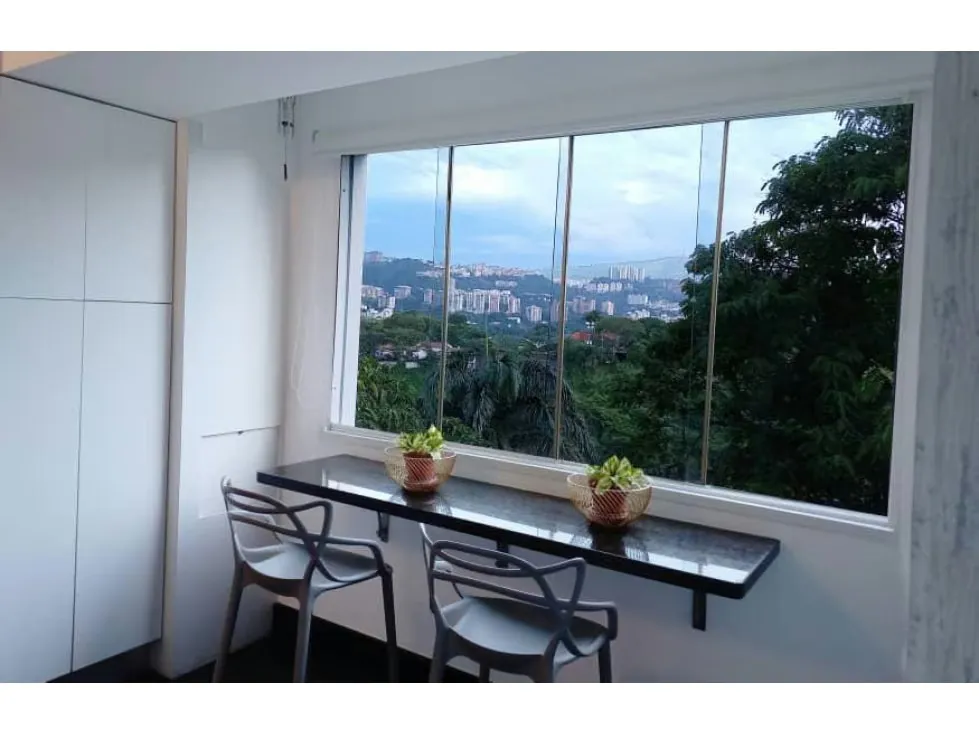 APARTAMENTO EN CHULAVISTA 178 M2, 3 HABITACIONES, 4 BAÑOS Y 2 P/E - 22