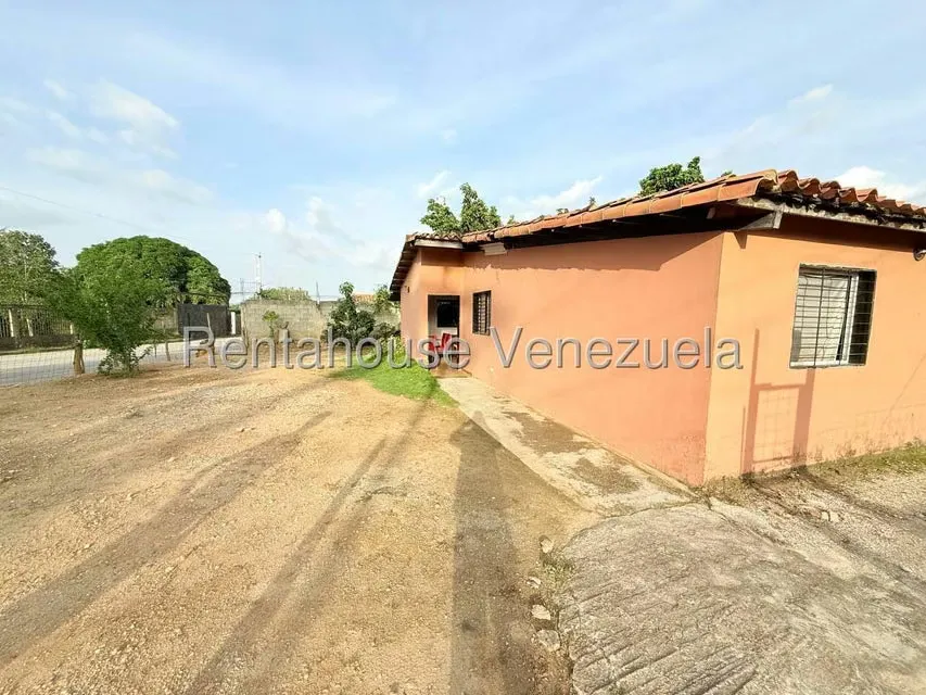 Casa (1 Nivel) en Venta en El Valle, Lara - 13