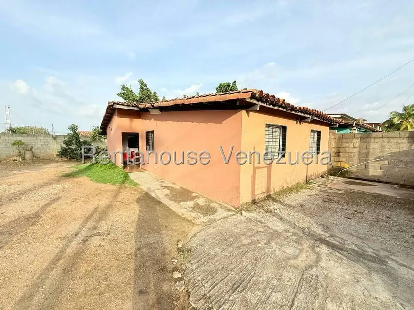 Casa (1 Nivel) en Venta en El Valle, Lara - 14