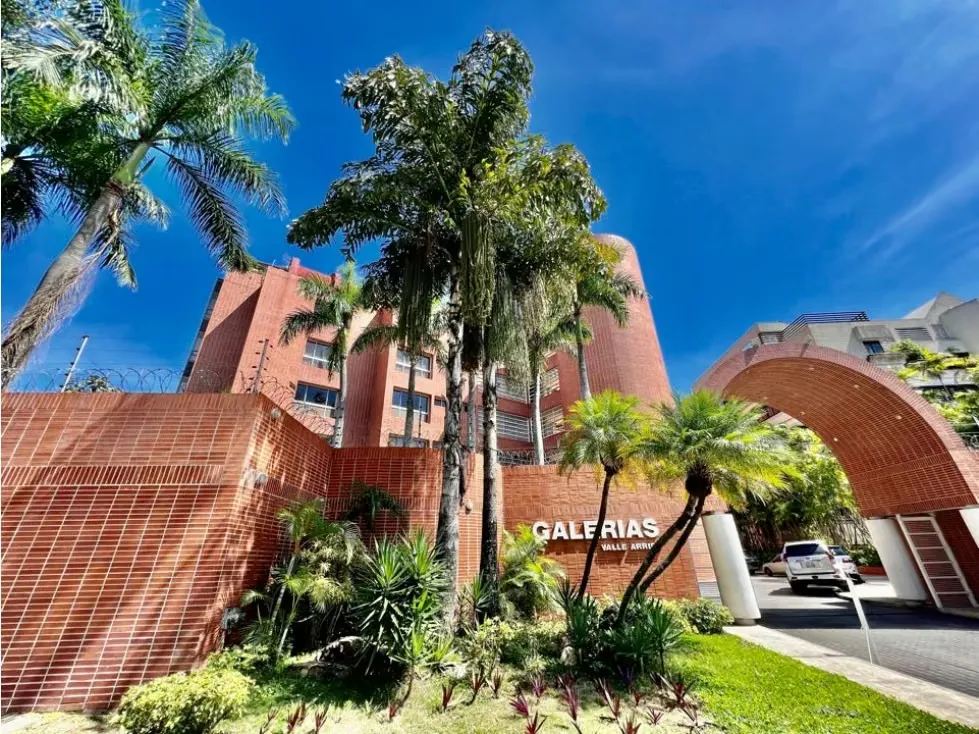 Se vende y/o alquila apto 387m2 3h+2s+Ch/6B/5p Colinas de Valle Arriba - 2