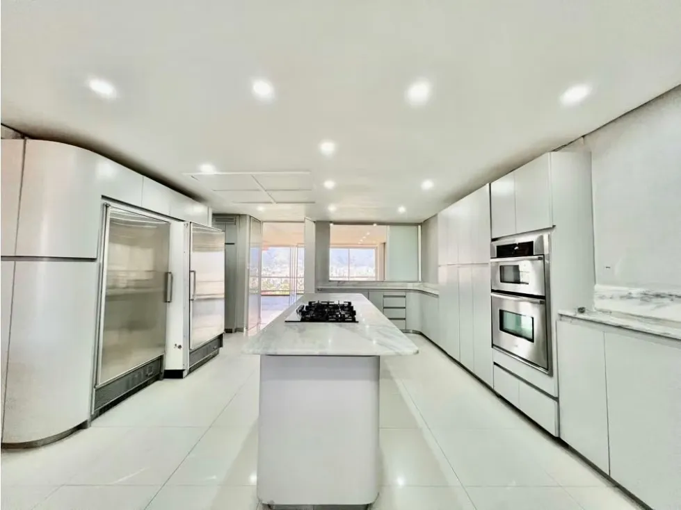 Se vende y/o alquila apto 387m2 3h+2s+Ch/6B/5p Colinas de Valle Arriba - 13