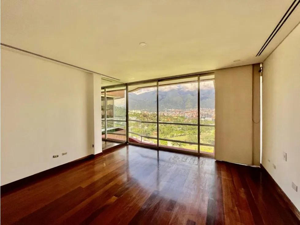 Se vende y/o alquila apto 387m2 3h+2s+Ch/6B/5p Colinas de Valle Arriba - 19