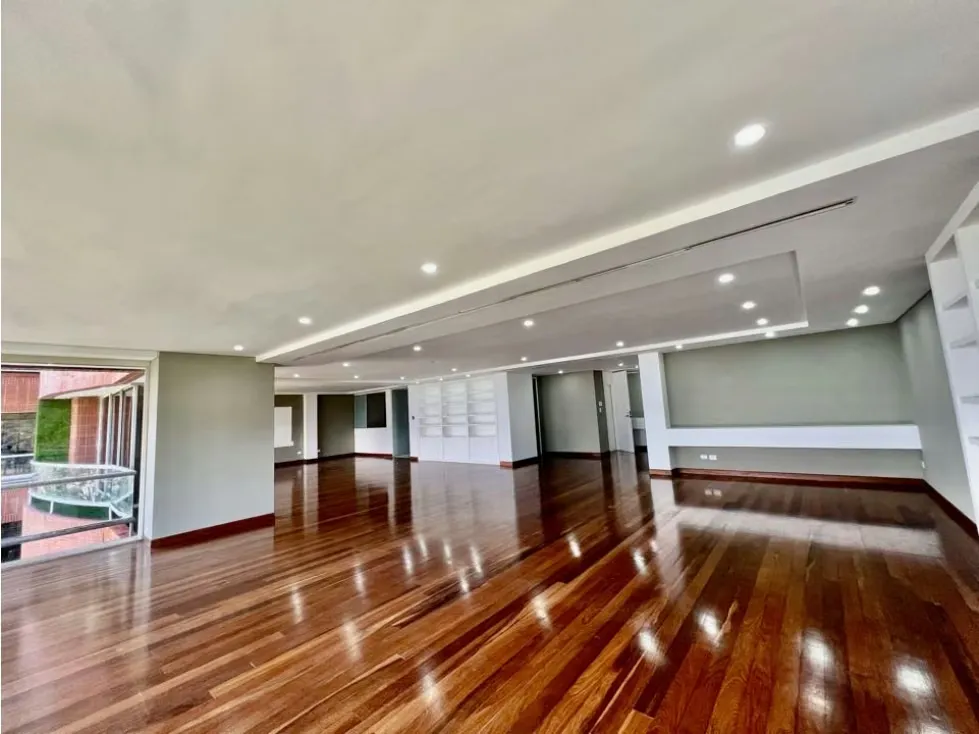 Se vende y/o alquila apto 387m2 3h+2s+Ch/6B/5p Colinas de Valle Arriba - 4