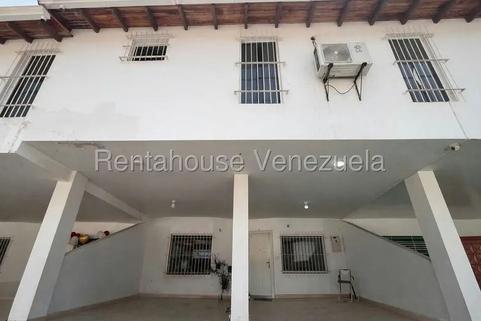 Townhouse (1 Nivel) en Venta en El Limon, Aragua - 3