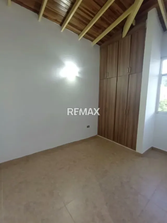 VENTA APARTAMENTO CUMBRES ANDINAS - 8