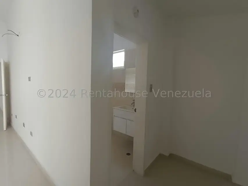 Casa (Duplex) en Venta en El Castaño (Zona Privada), Aragua - 18