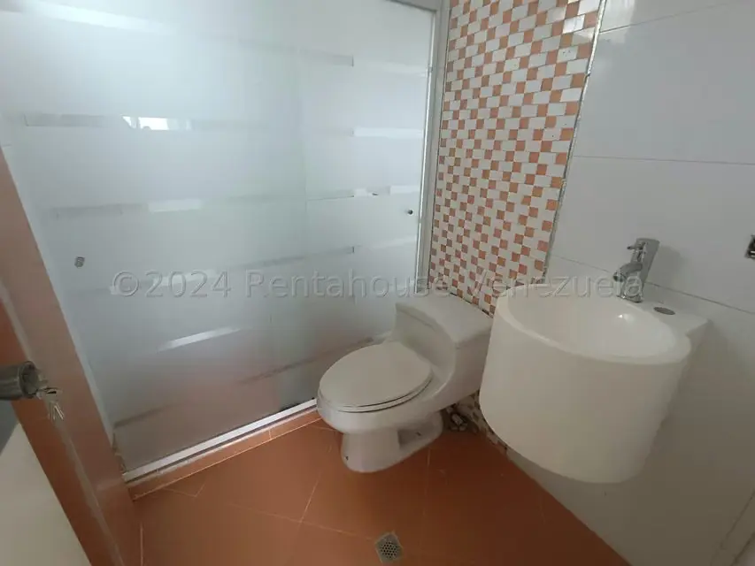 Casa (Duplex) en Venta en El Castaño (Zona Privada), Aragua - 30