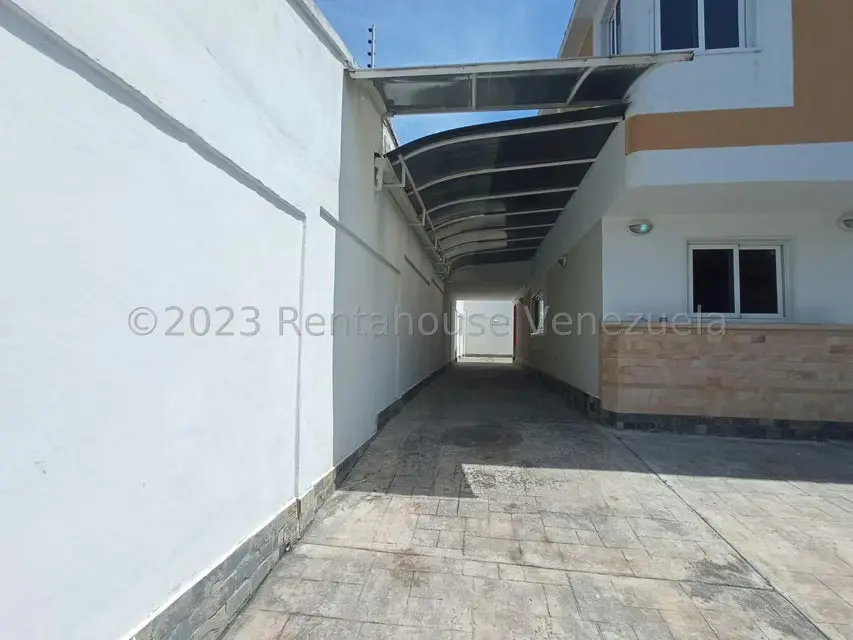 Casa (Duplex) en Venta en El Castaño (Zona Privada), Aragua - 32