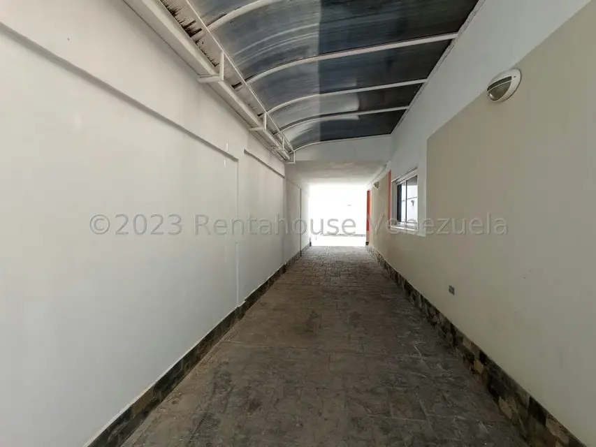 Casa (Duplex) en Venta en El Castaño (Zona Privada), Aragua - 33
