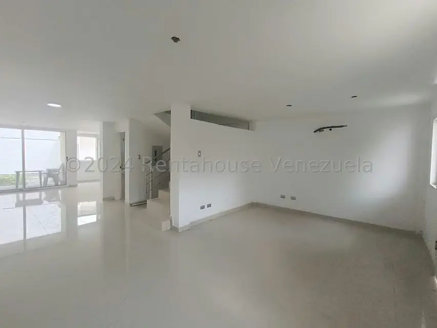 Casa (Duplex) en Venta en El Castaño (Zona Privada), Aragua - 7