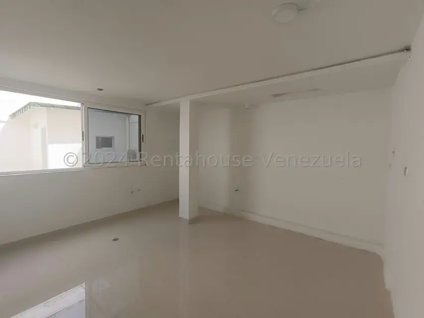 Casa (Duplex) en Venta en El Castaño (Zona Privada), Aragua - 9