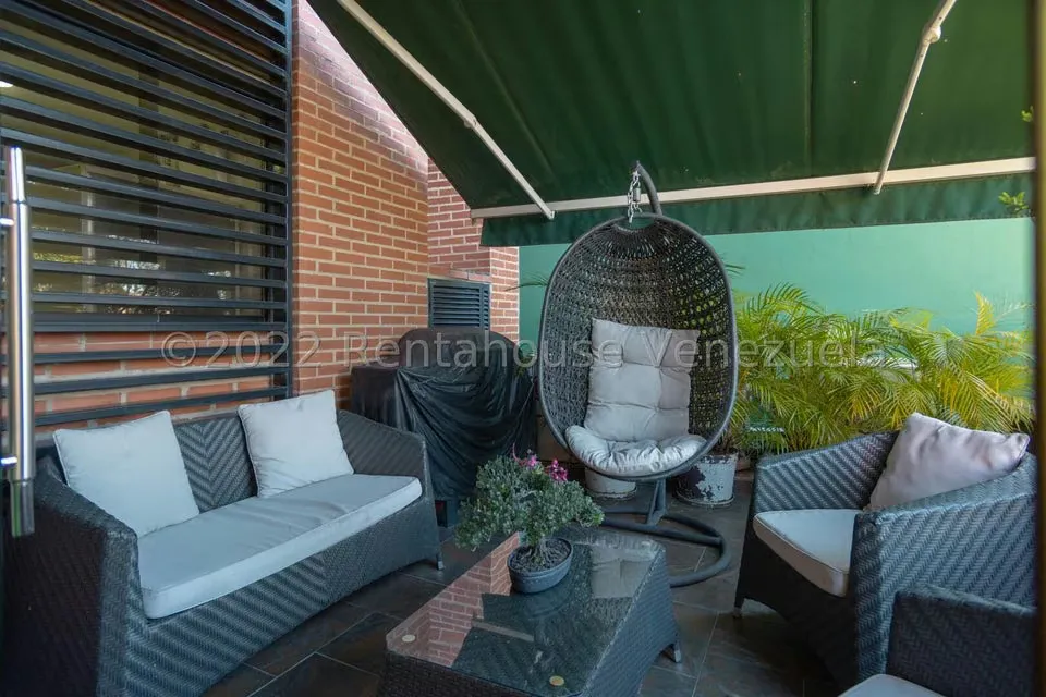 Apartamento (Duplex) en Venta en La Tahona, Distrito Metropolitano - 22