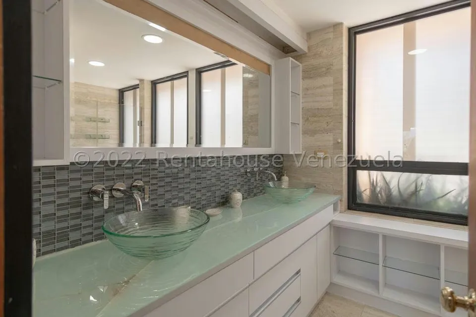 Apartamento (Duplex) en Venta en La Tahona, Distrito Metropolitano - 36