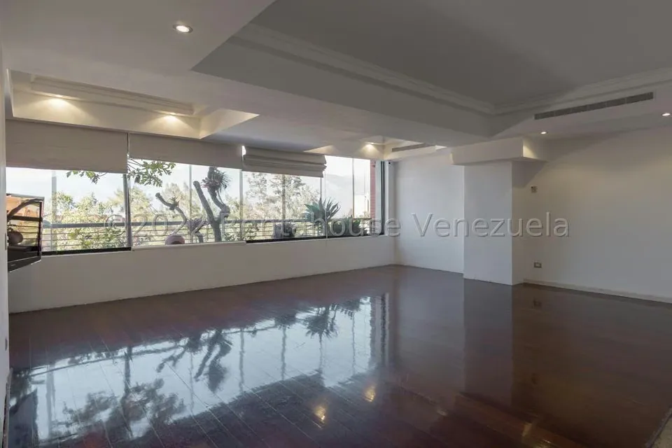 Apartamento (Duplex) en Venta en La Tahona, Distrito Metropolitano - 37