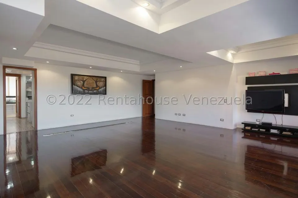 Apartamento (Duplex) en Venta en La Tahona, Distrito Metropolitano - 38