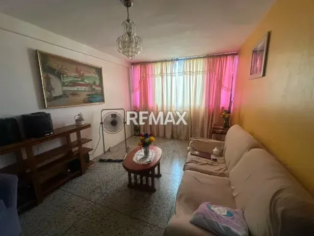 APARTAMENTO EN VENTA EN GALLO VERDE, ZONA OESTE - 4