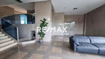 SE VENDE BELLO APARTAMENTO AMOBLADO Y ACTUALIZADO EN EDIF PUNTAZUL - 3
