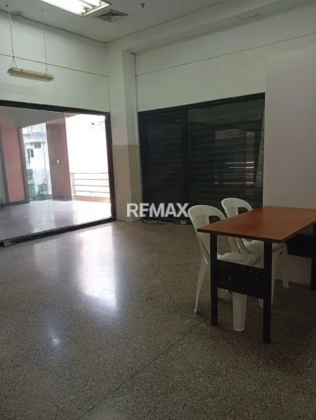 En venta local comercial en el centro de Caracas - 4
