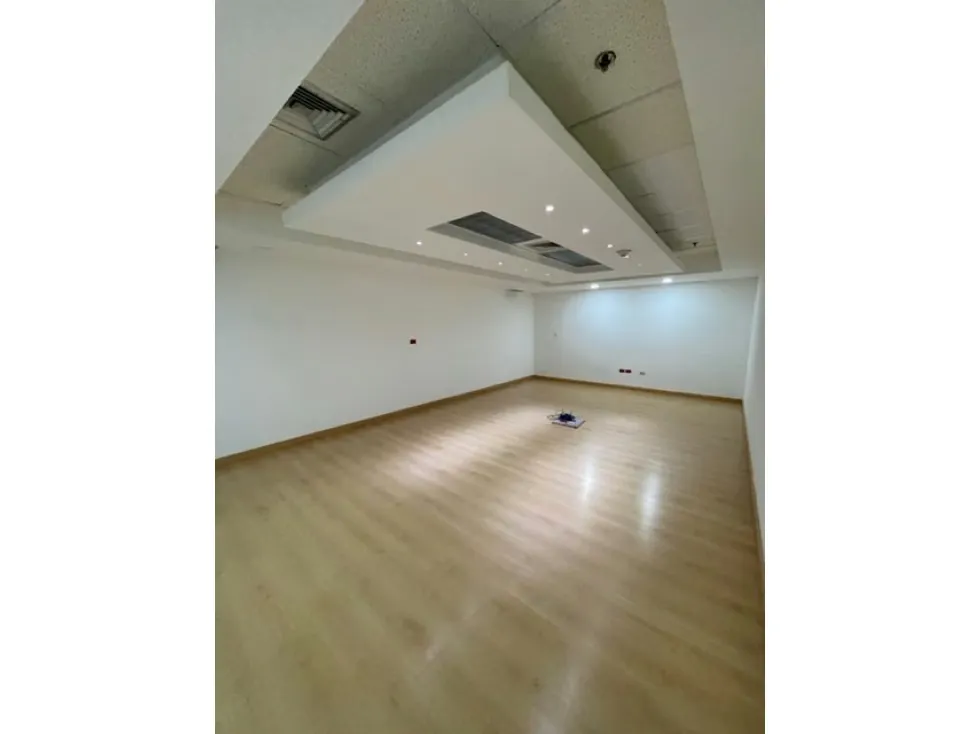 Oficina en Alquiler/Venta La Castellana - Excelente Torre!! - 2