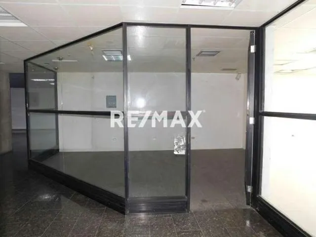 Alquiler de Local Comercial _ C.C. Macaracuay Plaza (C3 L9A)) - 2