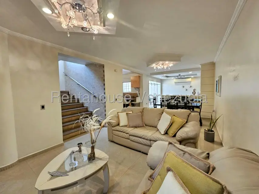 Casa (Duplex) en Venta en Bolivar, Aragua - 3