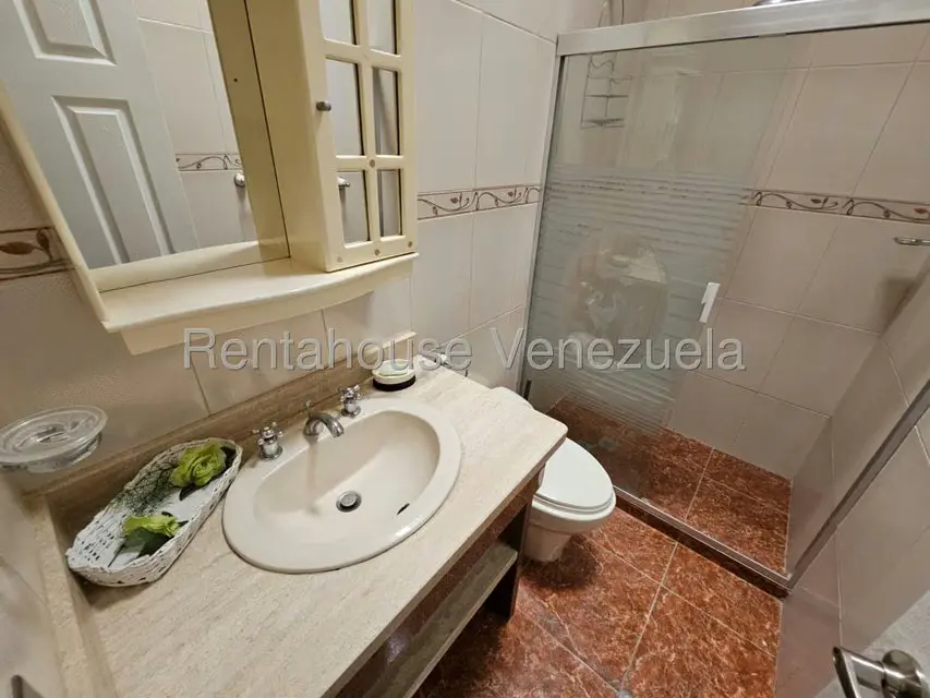 Casa (Duplex) en Venta en Bolivar, Aragua - 33