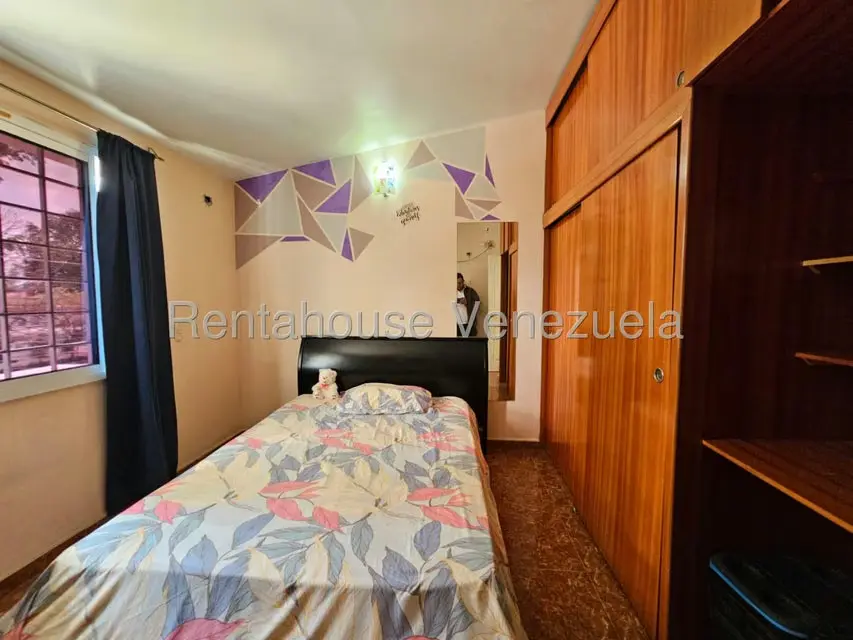 Casa (Duplex) en Venta en Bolivar, Aragua - 35