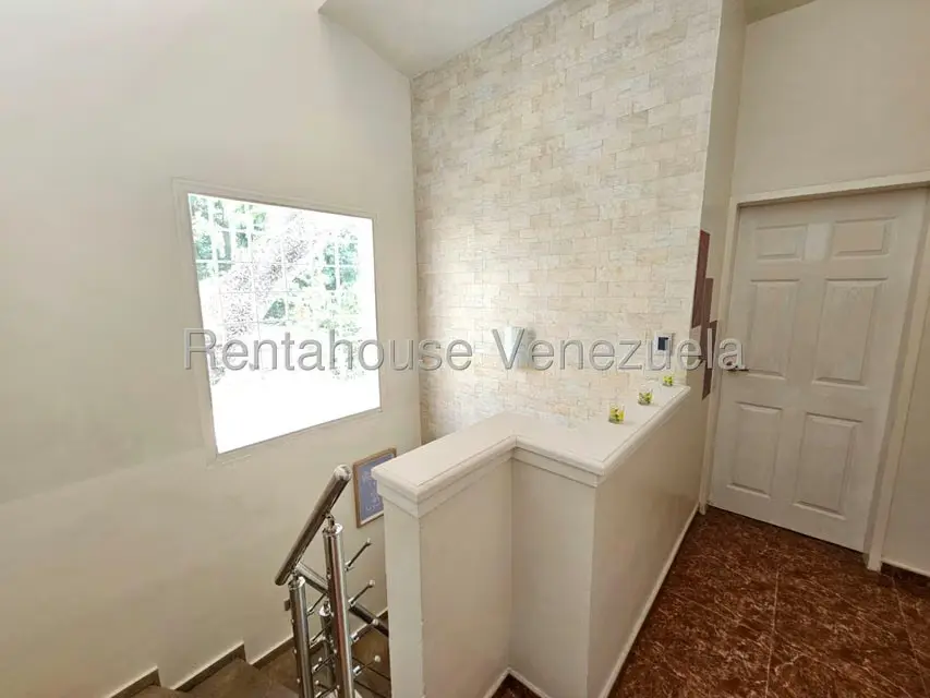 Casa (Duplex) en Venta en Bolivar, Aragua - 40