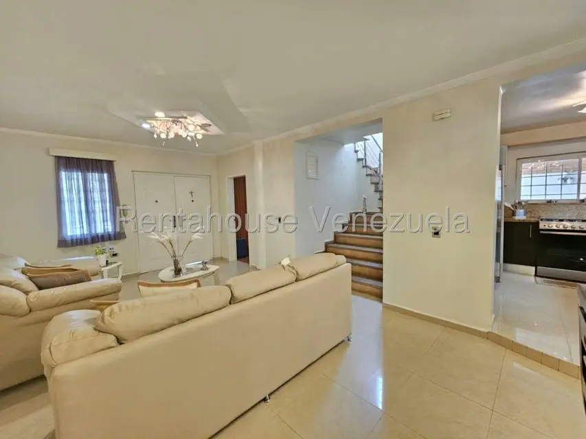 Casa (Duplex) en Venta en Bolivar, Aragua - 5