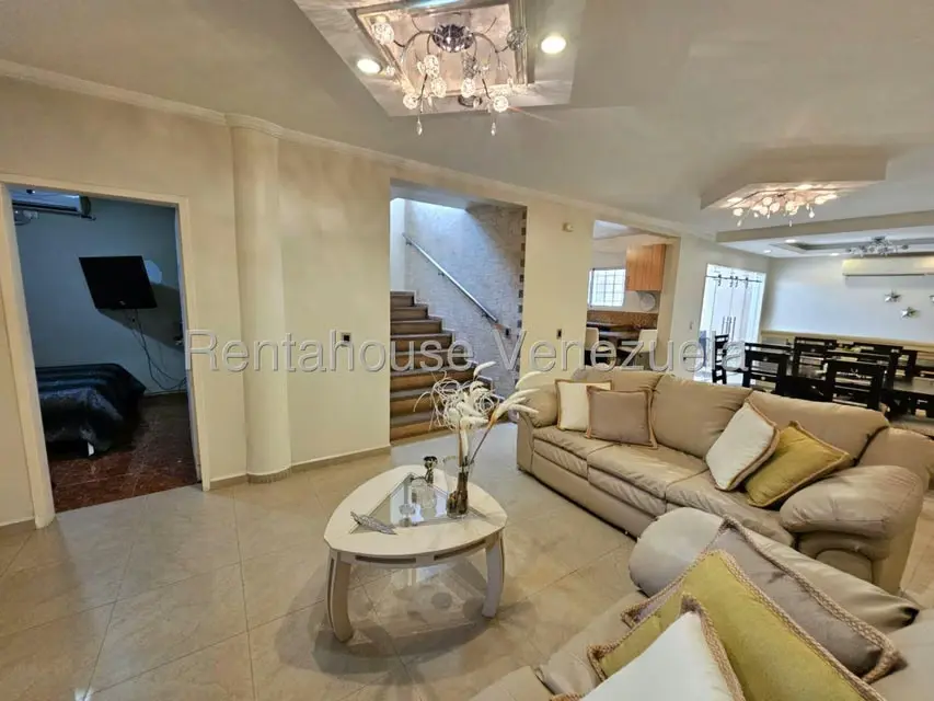 Casa (Duplex) en Venta en Bolivar, Aragua - 6