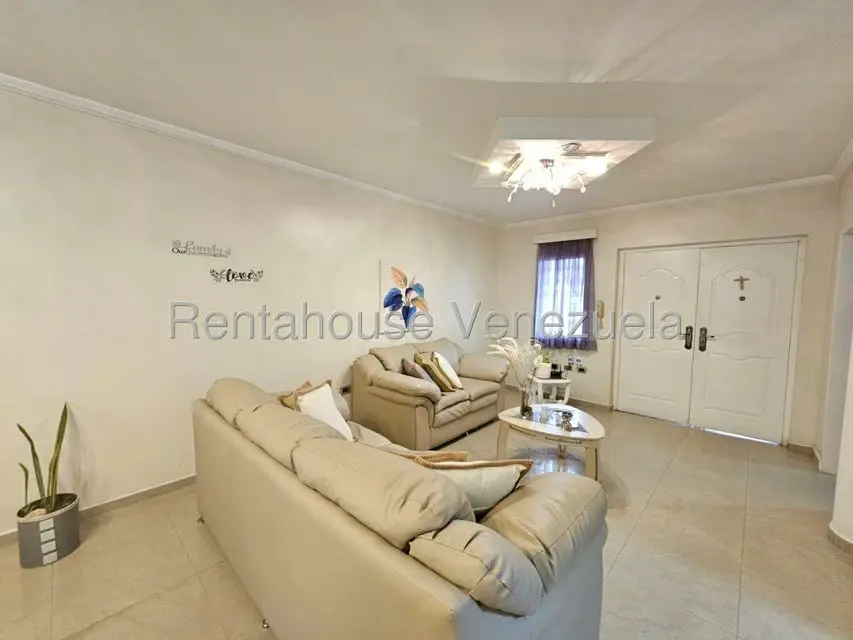 Casa (Duplex) en Venta en Bolivar, Aragua - 9